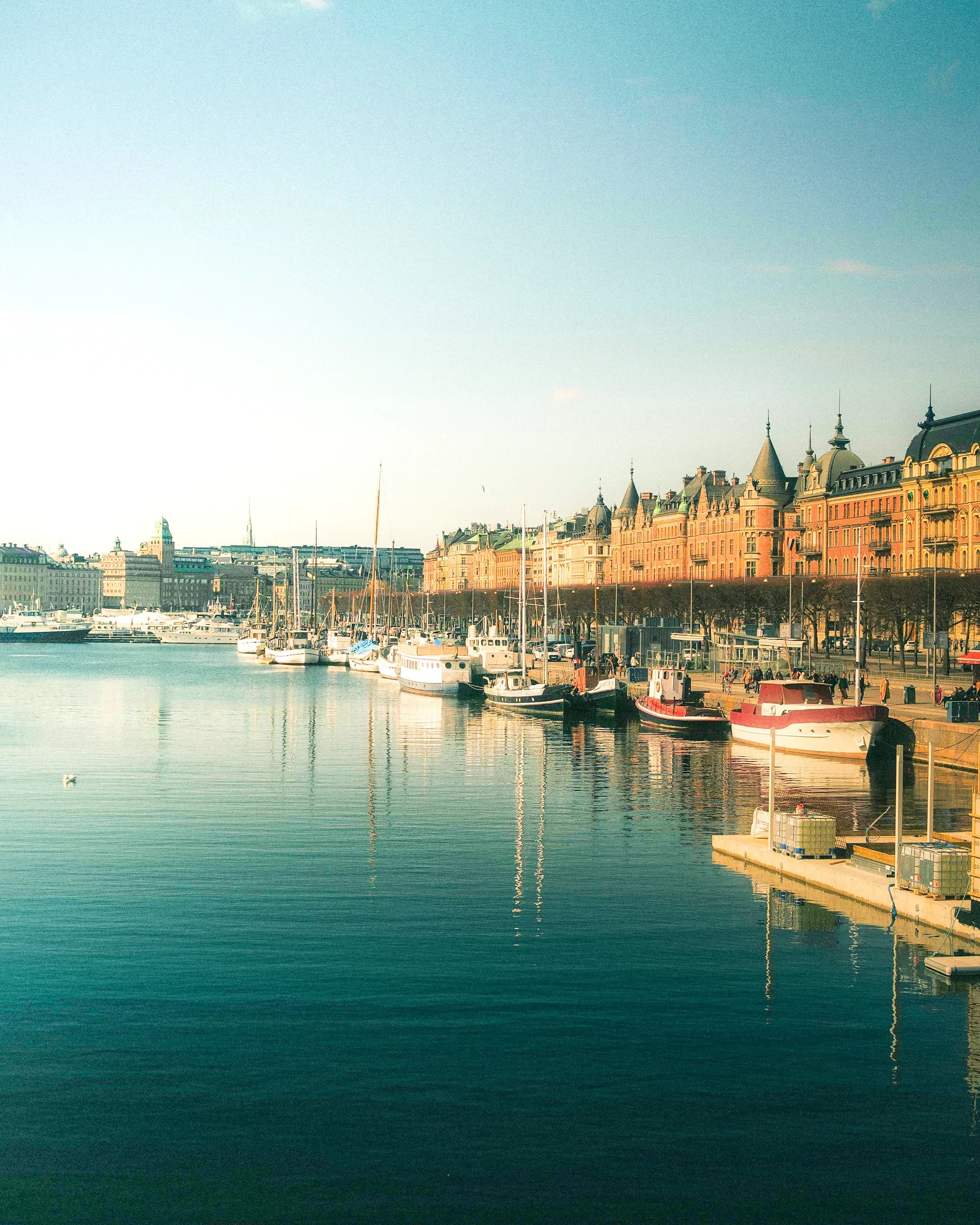 Stockholm Strandvägen vid solnedgång